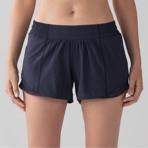 Lululemon Hotty Hot Short Il Long 4"
Midnight Navy